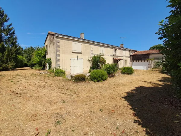 Vouille 79230