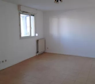 Appartement - T2 - 55m² - Bron (69500)
