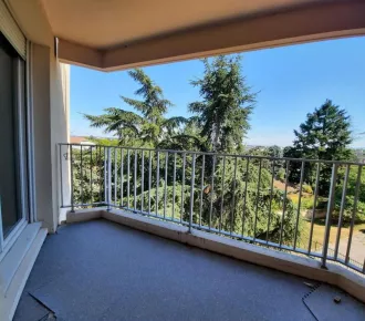 Appartement - T3 - 67m² - Gleize (69400)