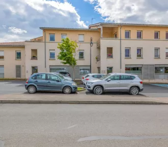 2 pièces, 57m²