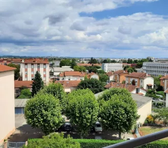 3 pièces, 65m²