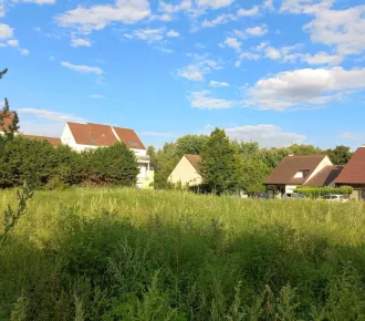 372m²