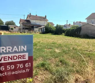 640m²