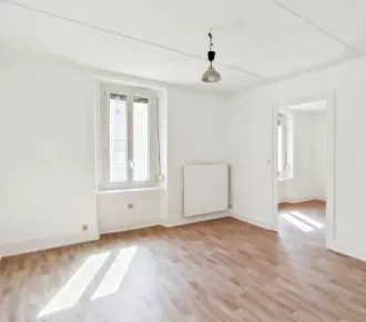 2 pièces, 49m²