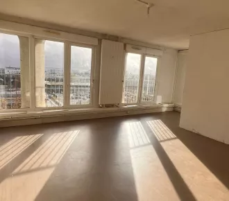 4 pièces, 77m²