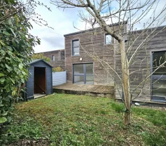 1 pièce, 90m²