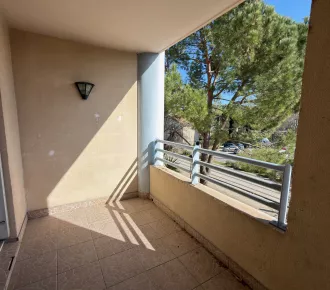 3 pièces, 87m²